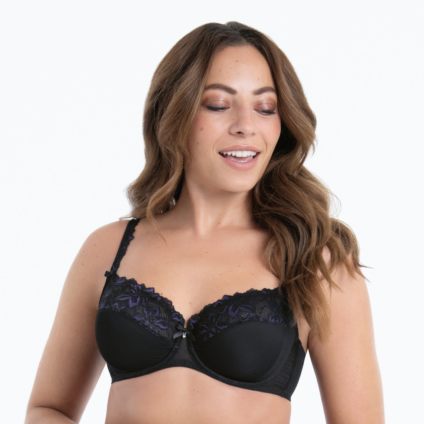 Reggiseno SUZETTE Nero su modella